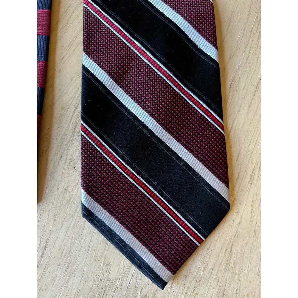 2 VTG striped Ties Jos A Bank ITALY Ivy League Academia Classic business Preppy